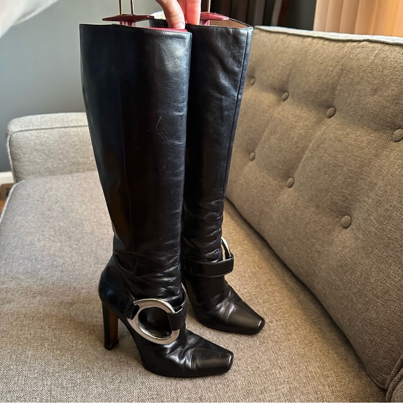 Vintage Manolo Blahnik boots with silver accents - Picture 4 of 8